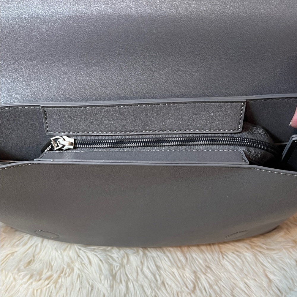 Pixie Mood Janice convertible backpack/purse - Picture 9 of 13